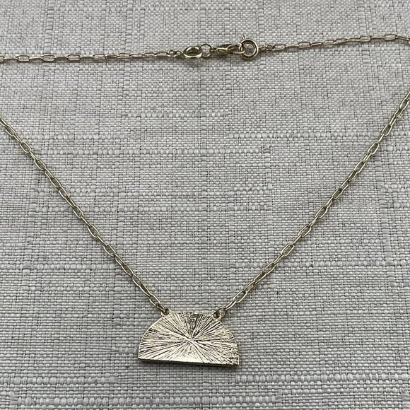 Women Necklace Pink/gold Tone Pendant Fashion Jewelry - Picture 4 of 9